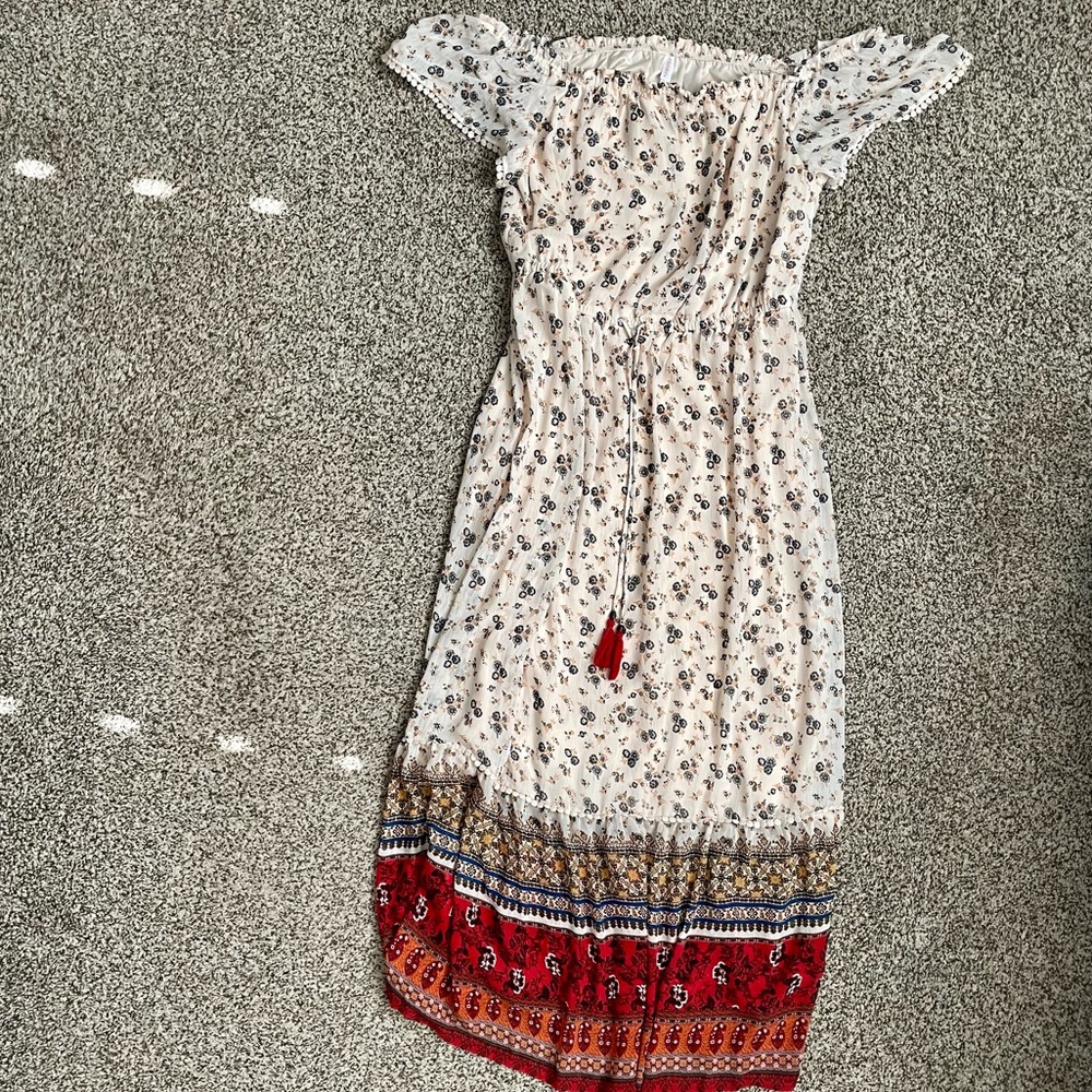 Women’s dress